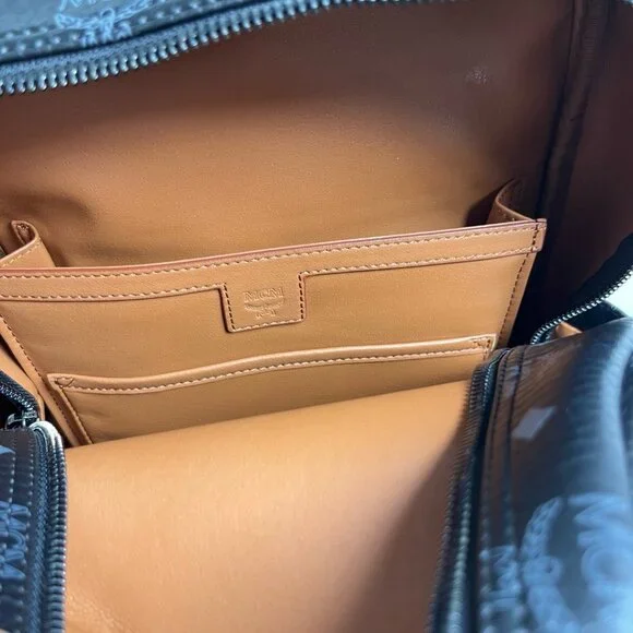 MCM Blcak Backpacks bags size 21*27*10cm - Picture 9 of 9